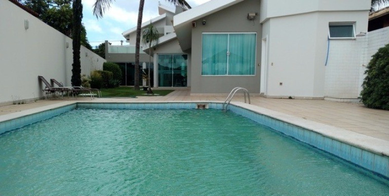 Imagem Casa com 4 Quartos à Venda, 1.100 m² em Olaria - Guarapari