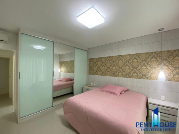 Imagem Apartamento com 3 Quartos à Venda, 133 m² em Centro - Balneário Camboriú Imagem Apartamento com 3 Quartos à Venda, 133 m² em Centro - Balneário Camboriú