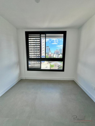 Imagem Apartamento com 3 Quartos à Venda, 124 m² em Centro - Florianópolis Imagem Apartamento com 3 Quartos à Venda, 124 m² em Centro - Florianópolis