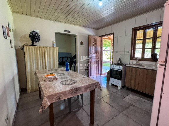 Imagem Casa com 2 Quartos à Venda, 120 m² em Barra Do Sai - Itapoá Imagem Casa com 2 Quartos à Venda, 120 m² em Barra Do Sai - Itapoá