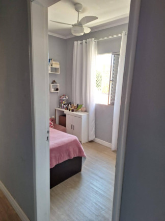 Imagem Casa com 2 Quartos à Venda, 100 m²