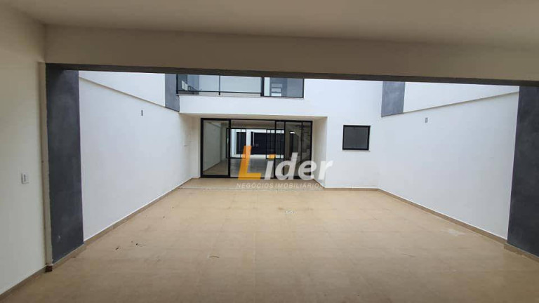 Imagem Casa com 3 Quartos à Venda, 238 m² em Aeroporto - Juiz De Fora Imagem Casa com 3 Quartos à Venda, 238 m² em Aeroporto - Juiz De Fora