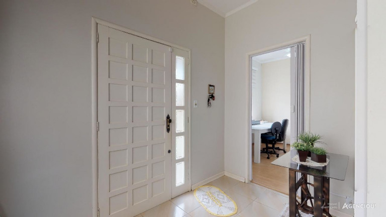 Imagem Apartamento com 3 Quartos à Venda, 129 m² em Menino Deus - Porto Alegre Imagem Apartamento com 3 Quartos à Venda, 129 m² em Menino Deus - Porto Alegre