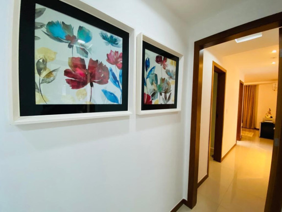 Imagem Cobertura com 4 Quartos à Venda, 283 m² em Centro - Guarapari