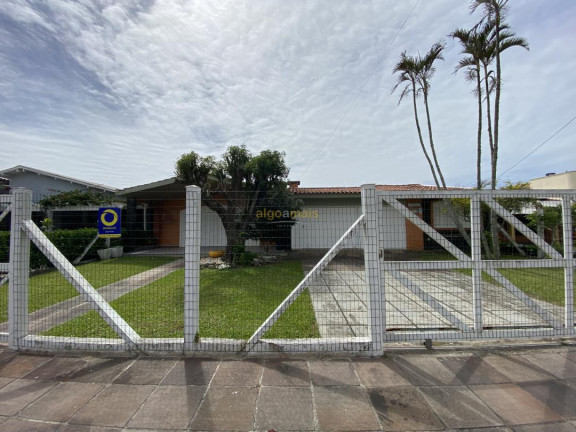 Imagem Casa com 5 Quartos à Venda, 318 m² em Atlântida - Xangri-lá