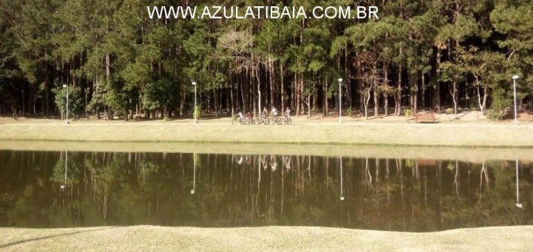 Imagem Casa com 4 Quartos à Venda, 400 m² em Condominio Flamboyant - Atibaia