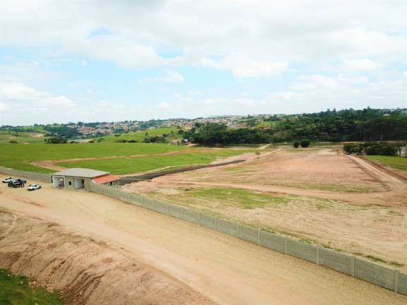 Imagem Chácara à Venda, 450 m² em Chácaras Luzitana - Hortolândia Imagem Chácara à Venda, 450 m² em Chácaras Luzitana - Hortolândia