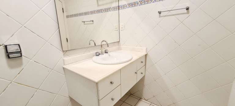 Imagem Casa de Condomínio com 4 Quartos à Venda, 640 m² em Granja Viana - Cotia Imagem Casa de Condomínio com 4 Quartos à Venda, 640 m² em Granja Viana - Cotia