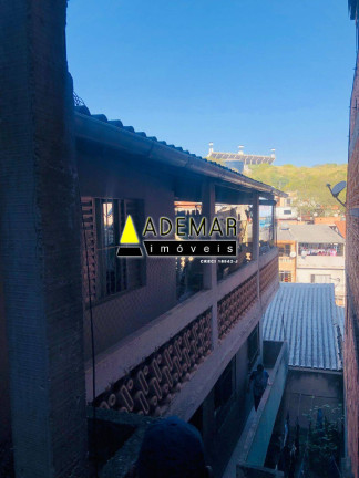 Imagem Casa com 5 Quartos à Venda, 200 m² em Diadema Imagem Casa com 5 Quartos à Venda, 200 m² em Diadema