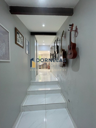 Imagem Casa com 3 Quartos à Venda, 250 m² em Guará I - Brasília Imagem Casa com 3 Quartos à Venda, 250 m² em Guará I - Brasília