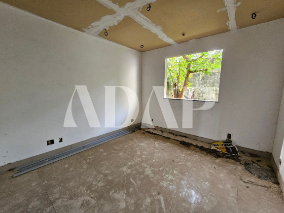 Imagem Casa com 4 Quartos à Venda, 198 m² em Barra De Guaratiba - Rio De Janeiro Imagem Casa com 4 Quartos à Venda, 198 m² em Barra De Guaratiba - Rio De Janeiro