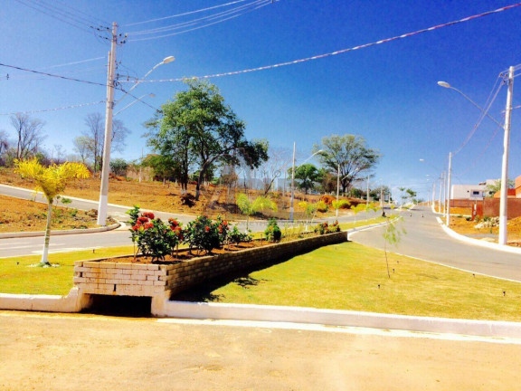 Terreno à Venda,  em Condomínio Pampulha Tennis Residence - Montes Claros