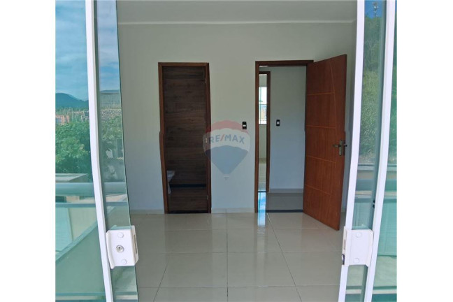 Imagem Casa com 2 Quartos à Venda, 110 m² em Itaipuaçu - Maricá Imagem Casa com 2 Quartos à Venda, 110 m² em Itaipuaçu - Maricá