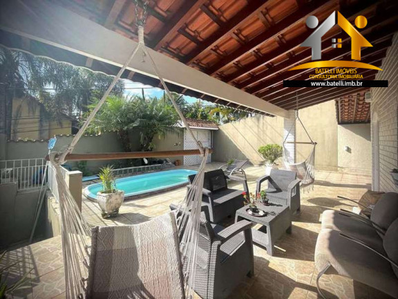 Imagem Casa com 3 Quartos à Venda, 131 m² em Granja Viana - Carapicuíba