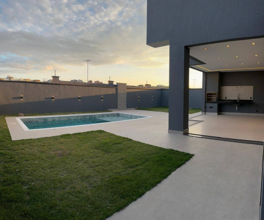Casa com 4 Quartos à Venda, 348 m² em Urbanova - São José Dos Campos