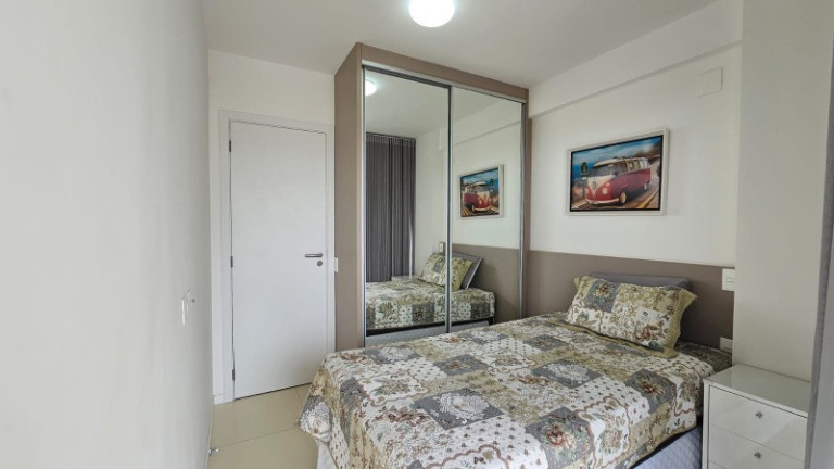 Imagem Imóvel com 2 Quartos à Venda, 66 m² em Barra - Salvador Imagem Imóvel com 2 Quartos à Venda, 66 m² em Barra - Salvador