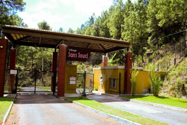 Imagem Casa de Condomínio com 3 Quartos à Venda, 180 m² em Condomínio Passárgada - Nova Lima