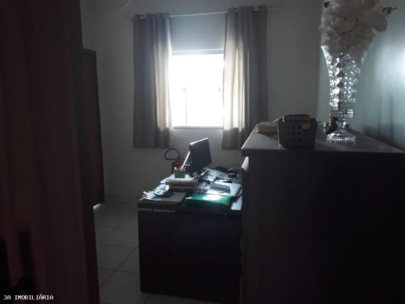 Imagem Casa com 3 Quartos à Venda, 300 m² em Escola De Policia - Porto Velho Imagem Casa com 3 Quartos à Venda, 300 m² em Escola De Policia - Porto Velho