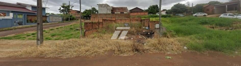 Casa à Venda,  em Universitário - Cascavel