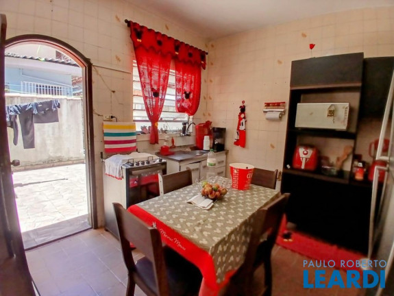 Imagem Casa com 6 Quartos à Venda, 228 m² em Vila Apiaí - Santo André Imagem Casa com 6 Quartos à Venda, 228 m² em Vila Apiaí - Santo André