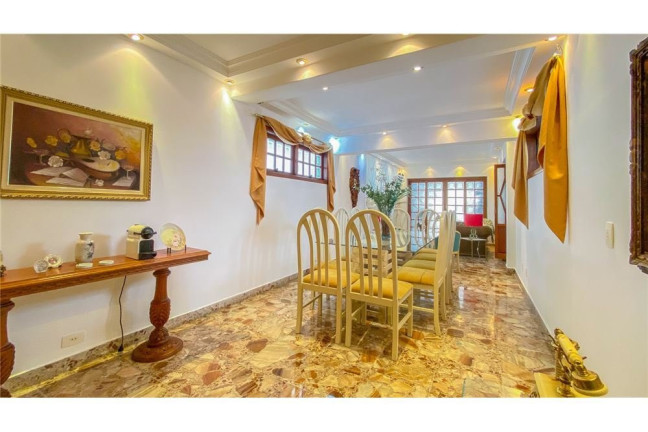 Imagem Casa com 3 Quartos à Venda, 275 m² em Cambuci - São Paulo Imagem Casa com 3 Quartos à Venda, 275 m² em Cambuci - São Paulo