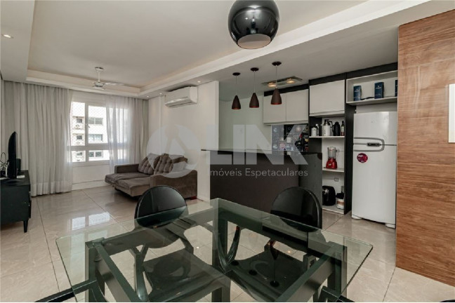 Imagem Apartamento com 2 Quartos à Venda, 65 m² em São Sebastião - Porto Alegre Imagem Apartamento com 2 Quartos à Venda, 65 m² em São Sebastião - Porto Alegre