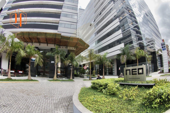 Imagem Apartamento com 2 Quartos à Venda, 66 m² em Centro Cívico - Curitiba