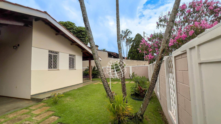 Imagem Casa com 3 Quartos à Venda ou Locação, 302 m² em Jardim Itaperi - Atibaia Imagem Casa com 3 Quartos à Venda ou Locação, 302 m² em Jardim Itaperi - Atibaia
