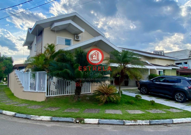 Casa com 3 Quartos à Venda, 220 m² em Jardim Califórnia - Jacareí
