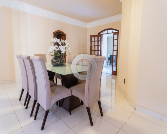 Imagem Casa com 3 Quartos à Venda, 435 m² em Vila Santa Maria - Montes Claros Imagem Casa com 3 Quartos à Venda, 435 m² em Vila Santa Maria - Montes Claros