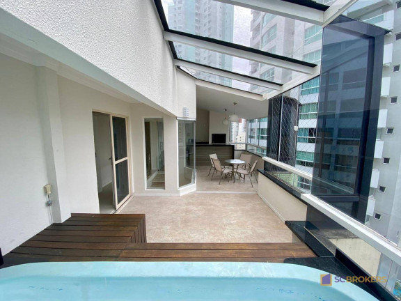 Imagem Imóvel com 4 Quartos à Venda, 200 m² em Centro - Balneário Camboriú