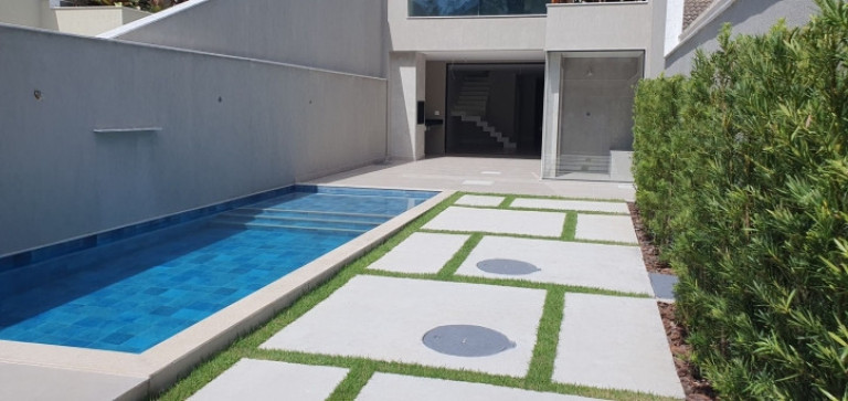 Imagem Casa com 4 Quartos à Venda, 320 m² em Barra Da Tijuca - Rio De Janeiro Imagem Casa com 4 Quartos à Venda, 320 m² em Barra Da Tijuca - Rio De Janeiro
