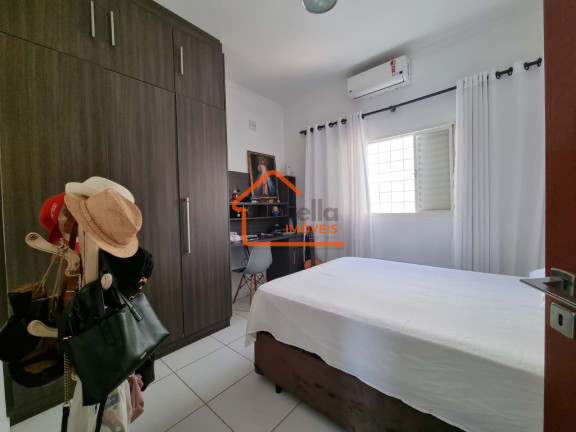 Imagem Casa com 3 Quartos à Venda, 140 m² em Jardim Patrícia - Mogi Mirim Imagem Casa com 3 Quartos à Venda, 140 m² em Jardim Patrícia - Mogi Mirim