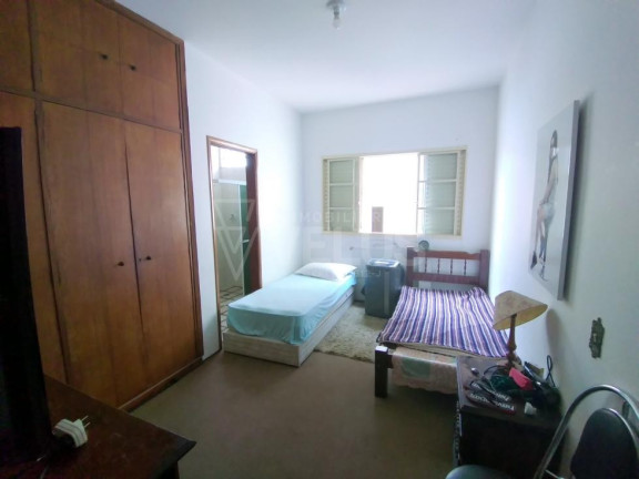 Imagem Casa com 2 Quartos à Venda, 200 m² em Centro - Itapetininga Imagem Casa com 2 Quartos à Venda, 200 m² em Centro - Itapetininga