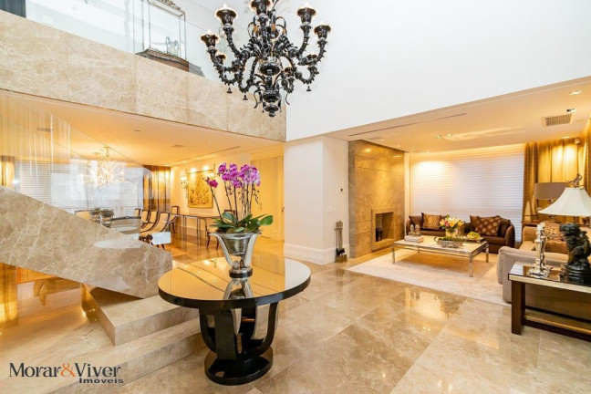 Imagem Apartamento com 3 Quartos à Venda, 791 m² em água Verde - Curitiba Imagem Apartamento com 3 Quartos à Venda, 791 m² em água Verde - Curitiba