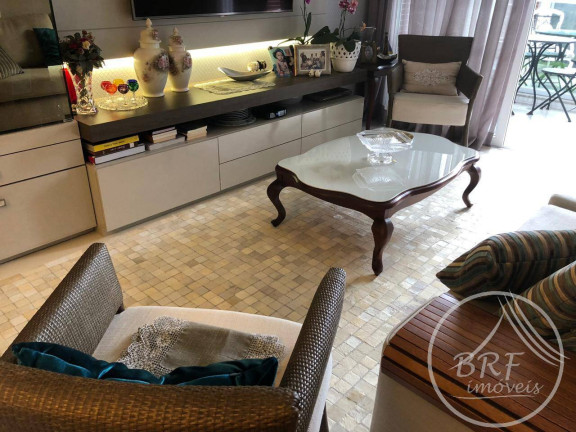 Imagem Apartamento com 3 Quartos à Venda, 117 m² em Jurerê Internacional - Florianópolis Imagem Apartamento com 3 Quartos à Venda, 117 m² em Jurerê Internacional - Florianópolis