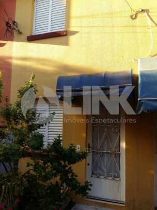 Imagem Casa com 2 Quartos à Venda, 36 m² em Santo Antônio - Porto Alegre Imagem Casa com 2 Quartos à Venda, 36 m² em Santo Antônio - Porto Alegre