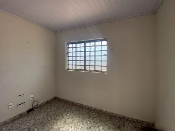 Imagem Casa com 3 Quartos à Venda, 90 m² em Luiz De Sá - Londrina