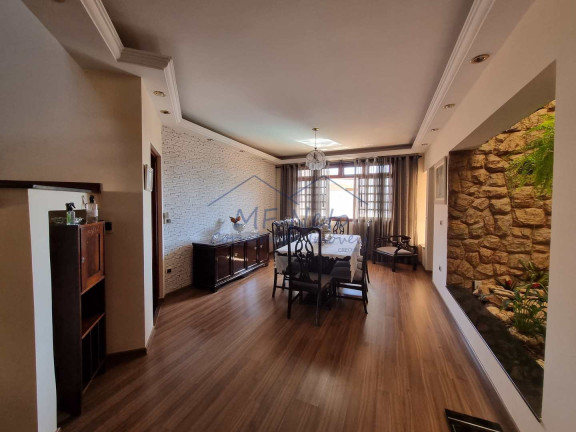 Imagem Casa com 5 Quartos à Venda, 1.003 m² em Vila Steola - Pirassununga Imagem Casa com 5 Quartos à Venda, 1.003 m² em Vila Steola - Pirassununga