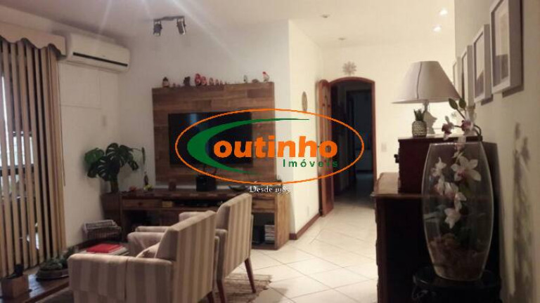 Imagem Apartamento com 3 Quartos à Venda, 146 m² em Tijuca - Rio De Janeiro Imagem Apartamento com 3 Quartos à Venda, 146 m² em Tijuca - Rio De Janeiro