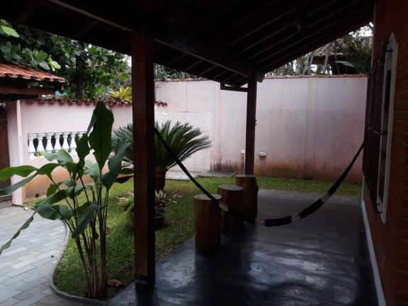 Imagem Casa com 4 Quartos à Venda, 480 m² em Ubatuba Imagem Casa com 4 Quartos à Venda, 480 m² em Ubatuba