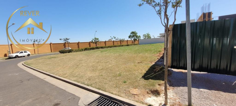 Imagem Terreno à Venda, 537 m² em Alphaville Dom Pedro - Campinas Imagem Terreno à Venda, 537 m² em Alphaville Dom Pedro - Campinas