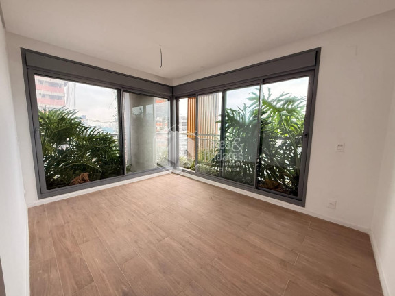 Imagem Apartamento com 4 Quartos à Venda, 167 m² em Jardim Das Acácias - São Paulo Imagem Apartamento com 4 Quartos à Venda, 167 m² em Jardim Das Acácias - São Paulo