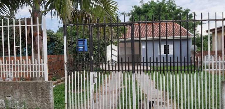 Imagem Casa com 3 Quartos à Venda,  em Diácono João Luiz Pozzobon - Santa Maria