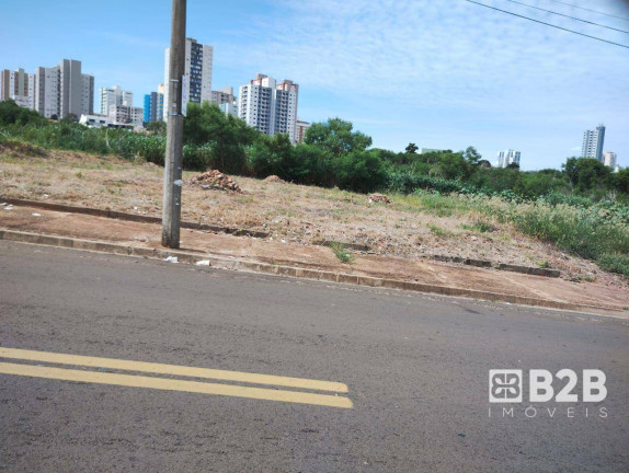Terreno à Venda, 726 m² em Jardim Paulista - Bauru