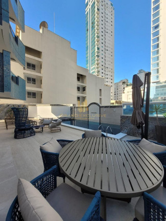 Imagem Apartamento com 3 Quartos à Venda, 252 m² em Centro - Balneário Camboriú Imagem Apartamento com 3 Quartos à Venda, 252 m² em Centro - Balneário Camboriú