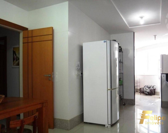 Imagem Imóvel com 4 Quartos à Venda, 235 m² em Centro - Guarapari