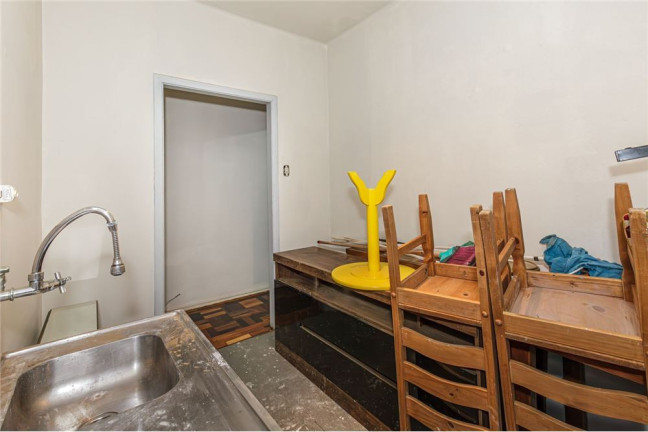 Imagem Imóvel com 1 Quarto à Venda,  em Auxiliadora - Porto Alegre