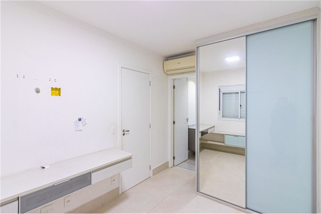 Imagem Imóvel com 2 Quartos à Venda,  em Vila Ipojuca - São Paulo