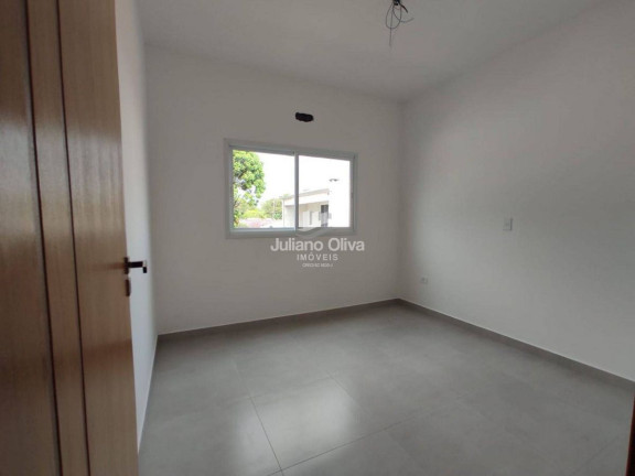 Sobrado com 3 Quartos à Venda, 101 m² em Cambiju - Itapoá